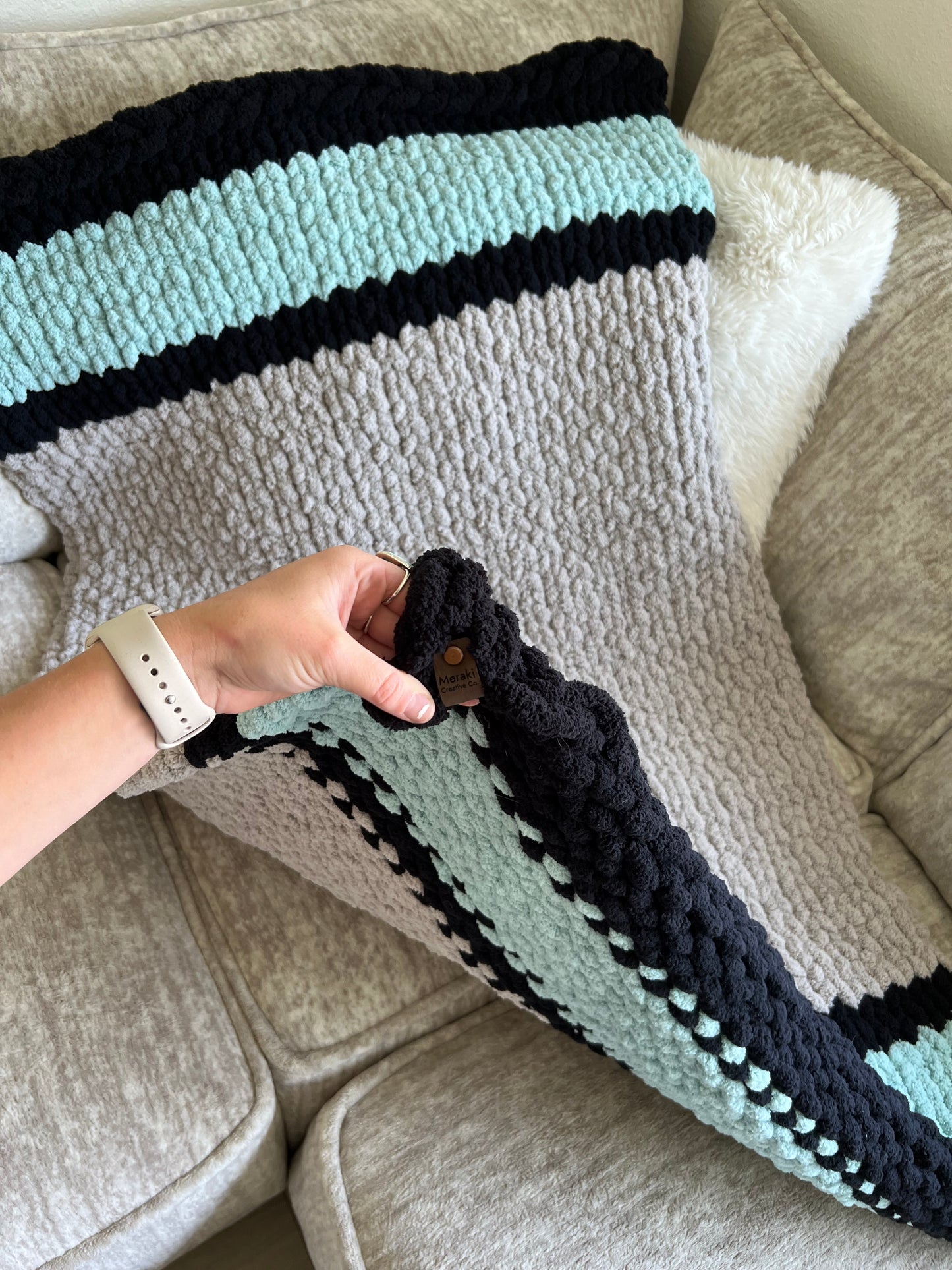 Buzz Berry Blanket